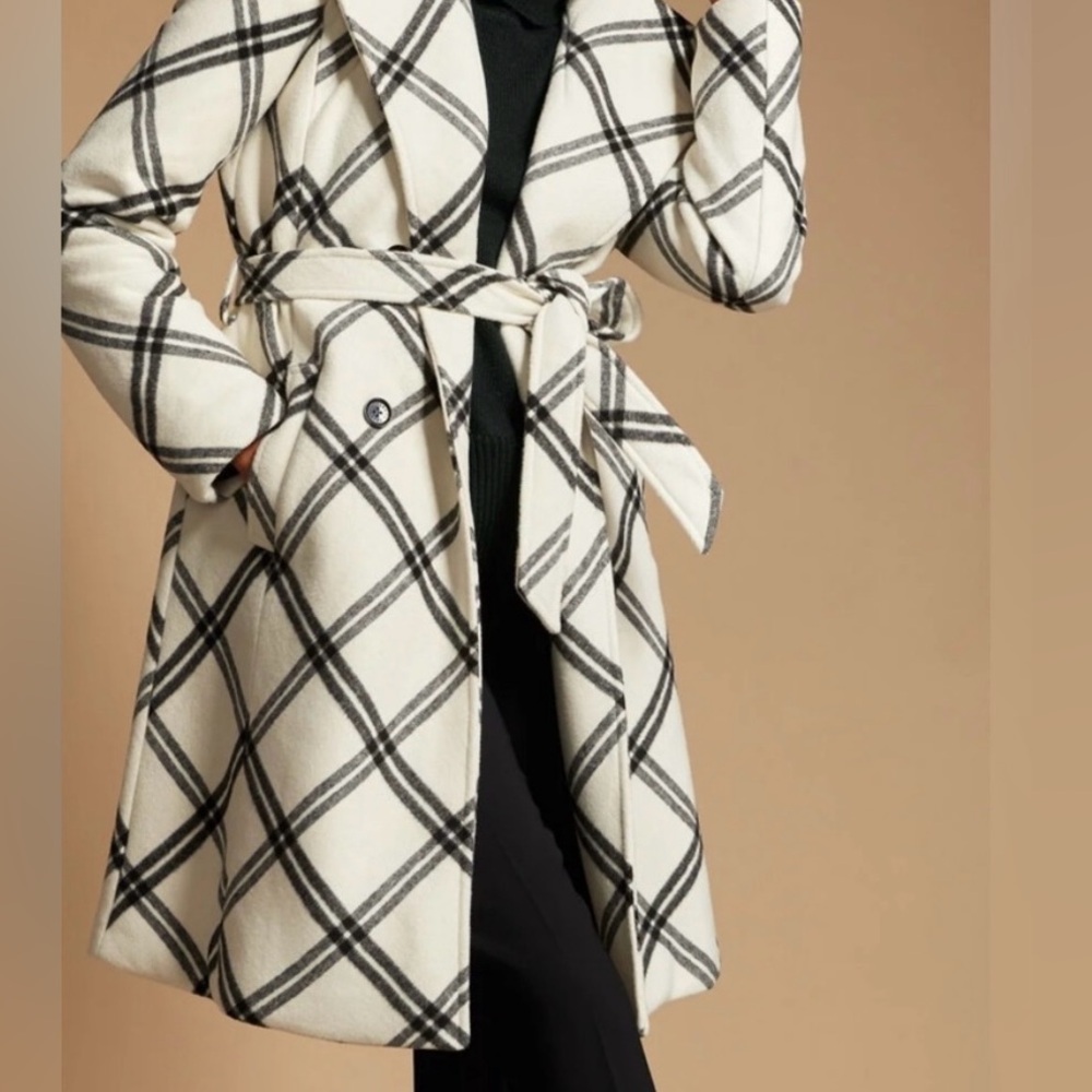 Wool blend winter trench. Talbots size 16 new with tags. Striking & substantial